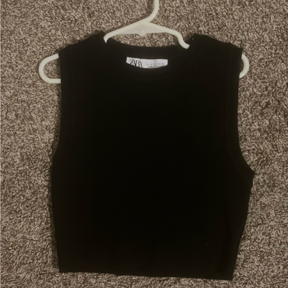 Zara Cropped Tank Top in Black